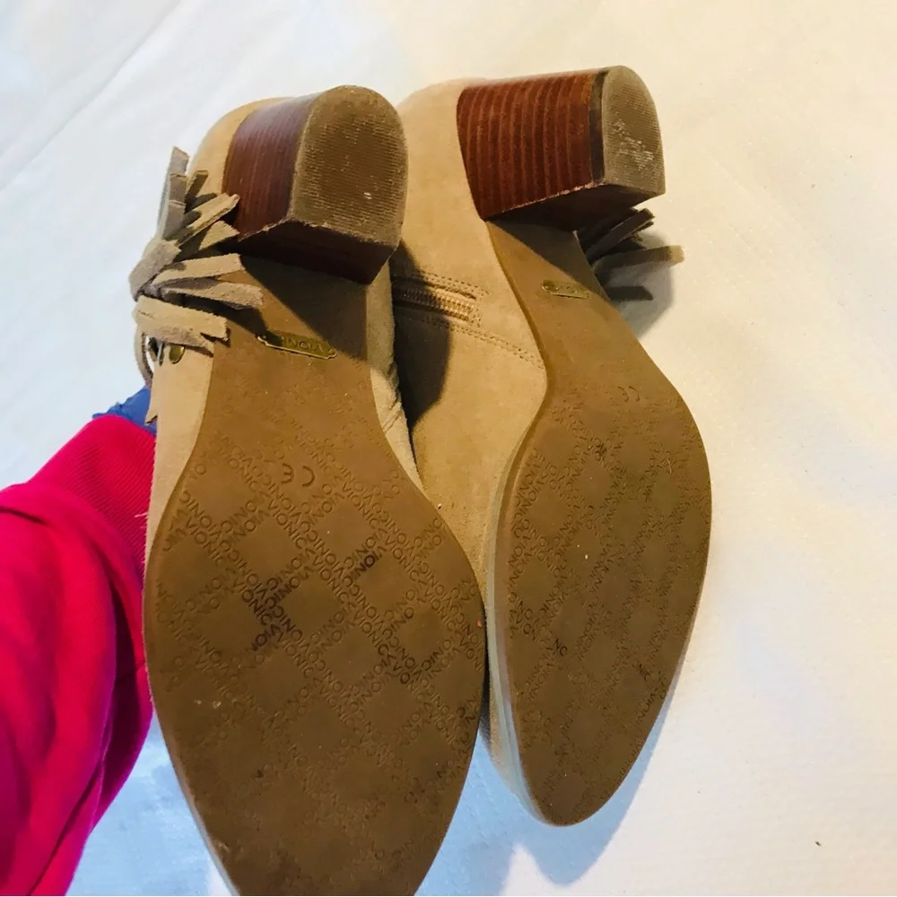 Vionic suede boots